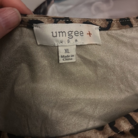 Chic Soul Waffle Knit Long top with Leopard print - Picture 2 of 6